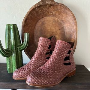 Bali Elf woven leather ankle boots handmade 9